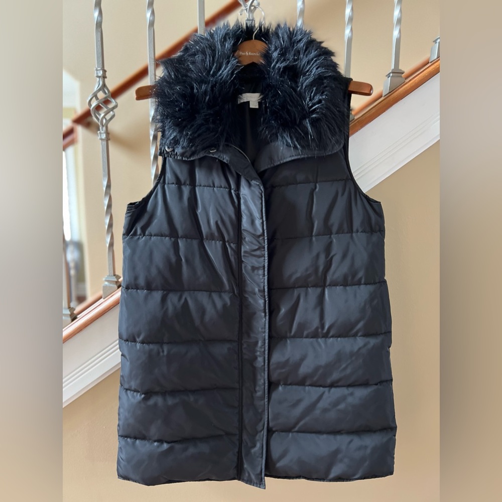 New York & Company Knee Length Puffer Vest w/ Removable Fake Fur Collar. Size M
